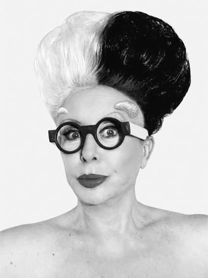 L'Artiste : ORLAN, la reine de la métamorphose